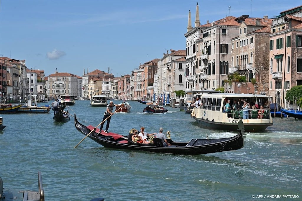 Venetië gaat experimenteren met entreeticket voor dagtoeristen