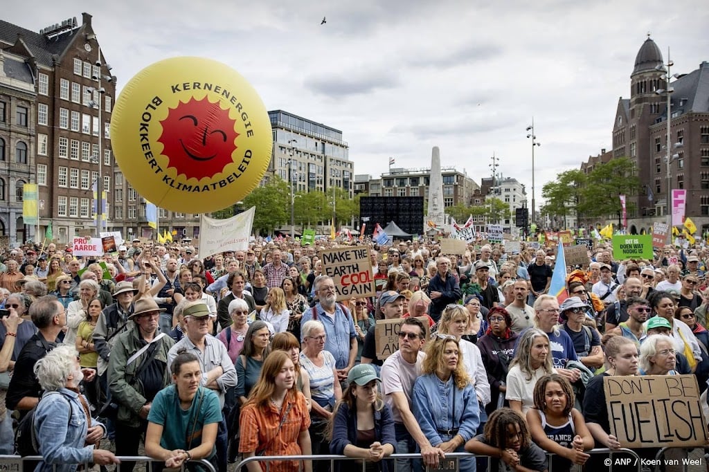 Linkse Kamerleden bij klimaatmars: kabinet doet te weinig