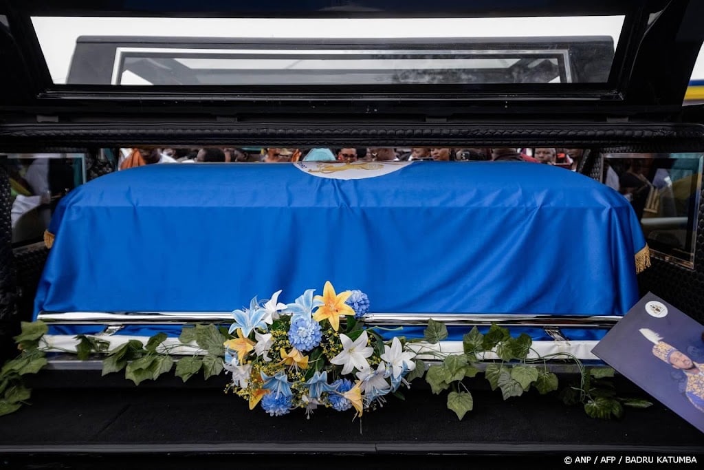 Jongste koning ter wereld begraven in Oeganda, strijd om opvolger
