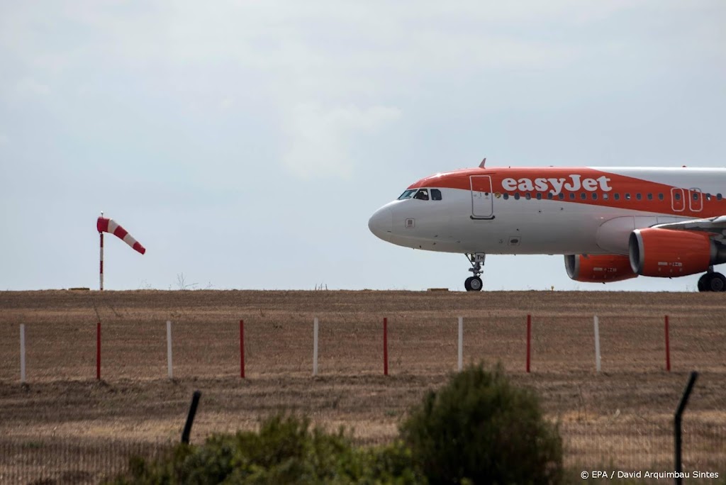 EasyJet: vliegticket duurder door buitensporige tarieven Schiphol