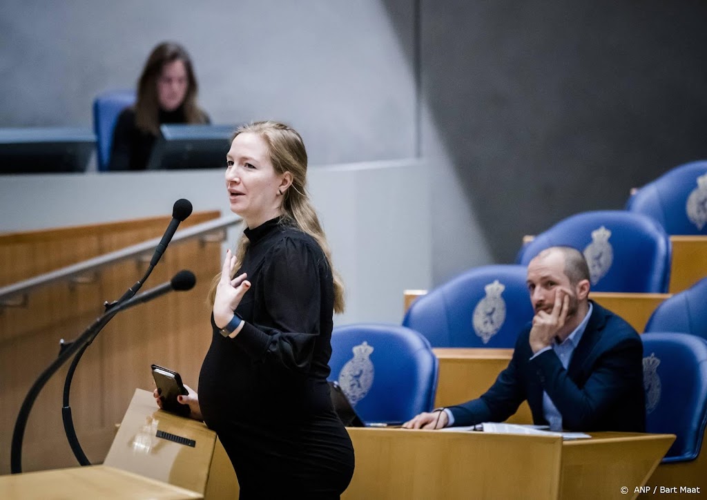 Tweede Kamer baalt van bezuiniging in zorgakkoord  