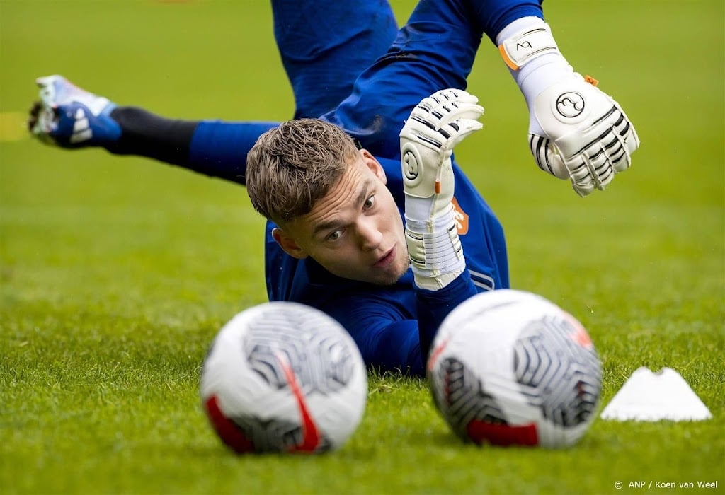 Verbruggen verdedigt doel van Oranje tegen Frankrijk