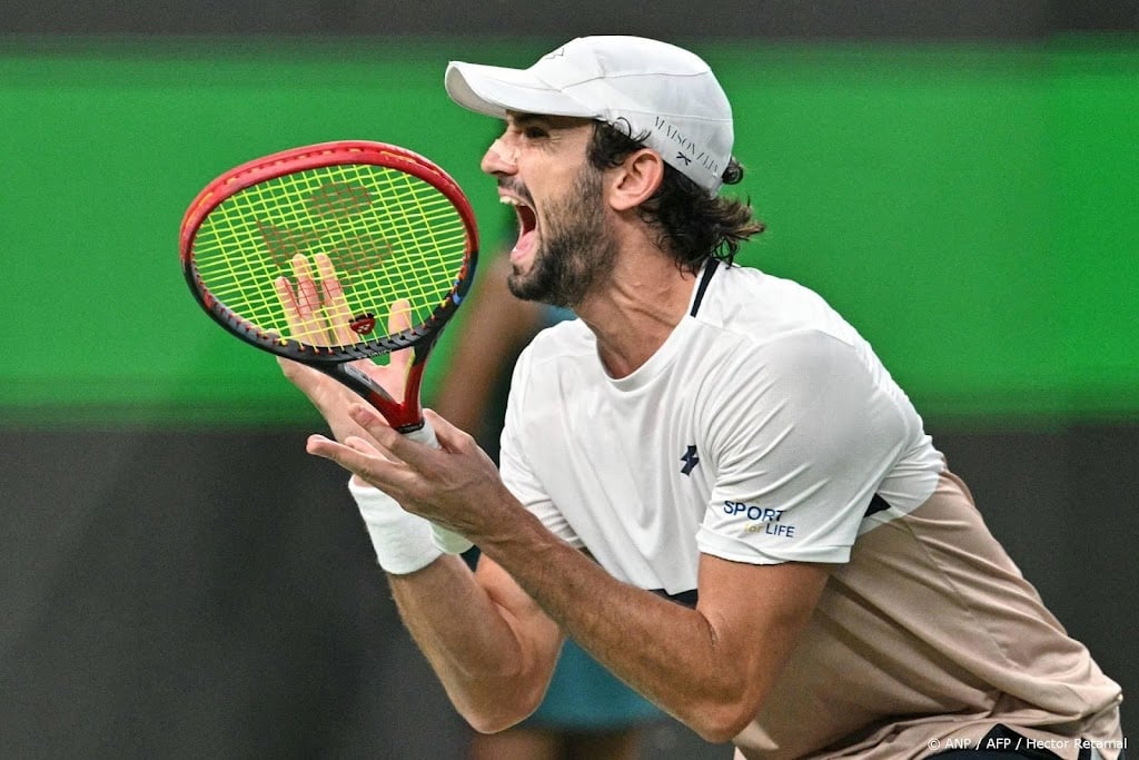Vacherot klopt neef Rinderknech en wint masterstoernooi Shanghai
