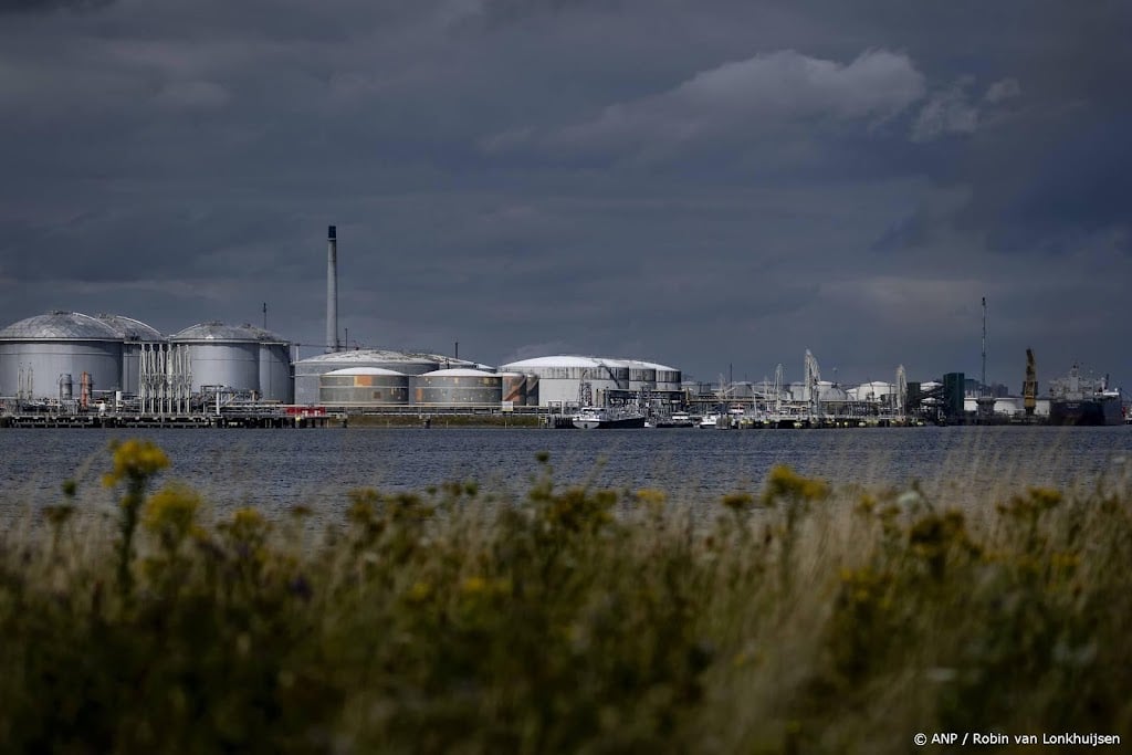 Eerste klant voor geplande AI-fabriek in Rotterdamse haven