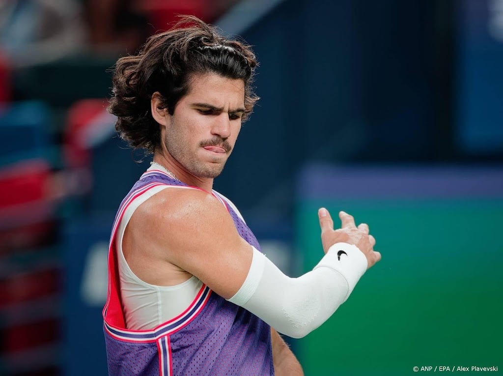 Zverev voor het eerst nummer 1 van de wereld na nederlaag Alcaraz