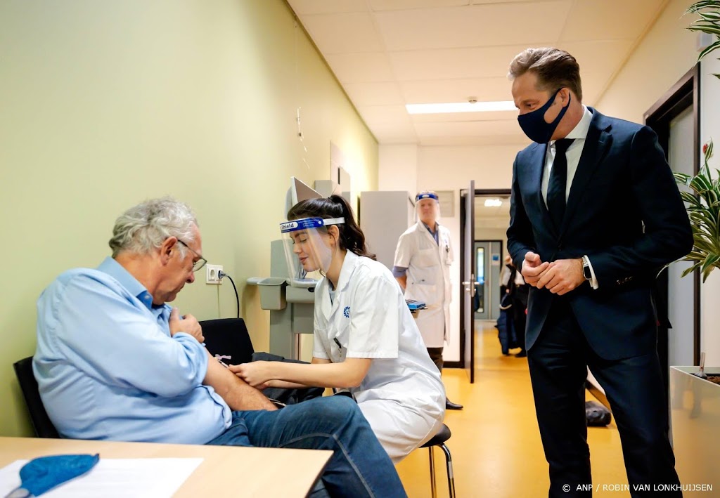 Al duizenden deelnemers aan corona-onderzoek met tbc-middel 