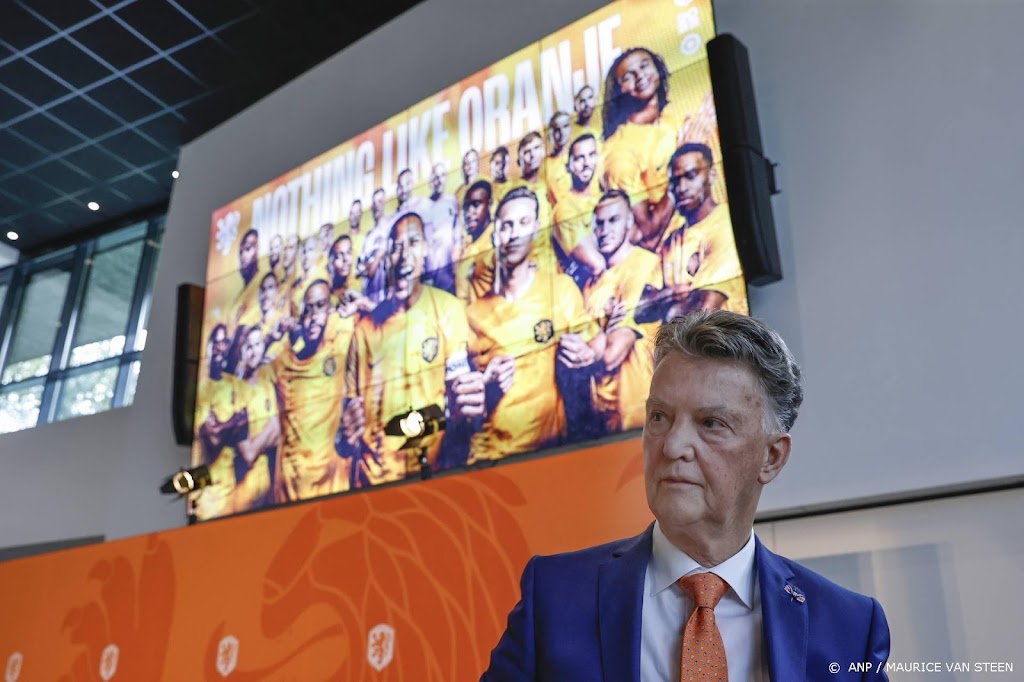 Oud-doelmannen Oranje begrijpen niets van keeperskeuzes Van Gaal