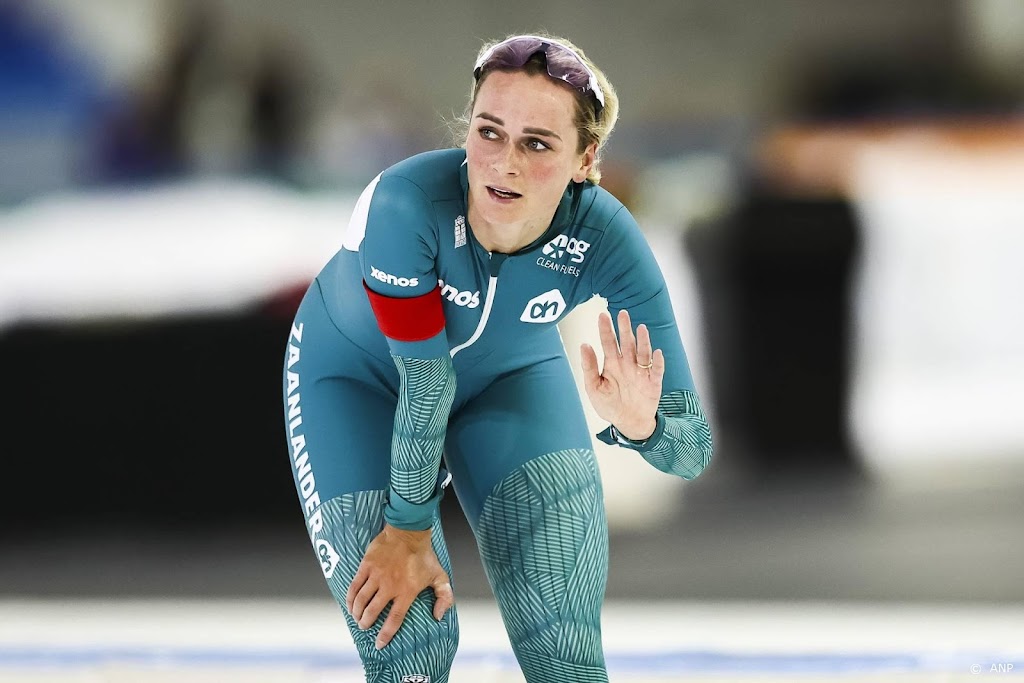 Ritsma ziet schaatssters zilver pakken op ploegachtervolging