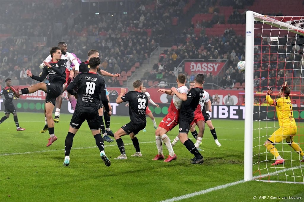 FC Utrecht redt in volle Galgenwaard een punt tegen Excelsior
