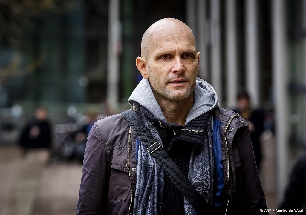 Amsterdam laat activist toch demonstreren, maar niet bij stadhuis