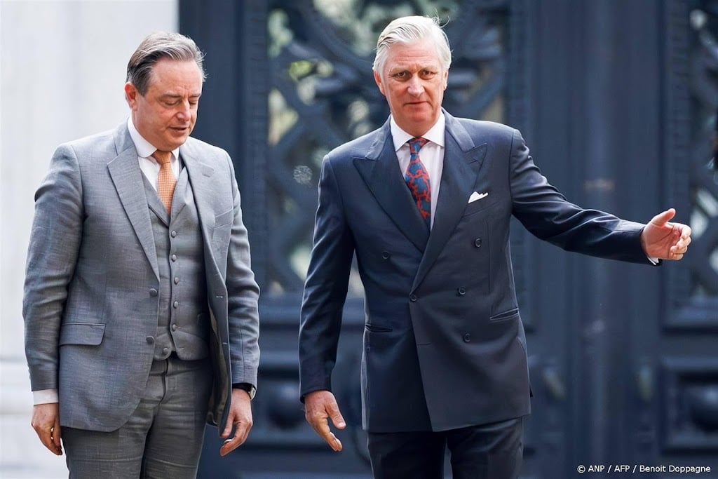 Formateur Bart De Wever moet door van Belgische koning 
