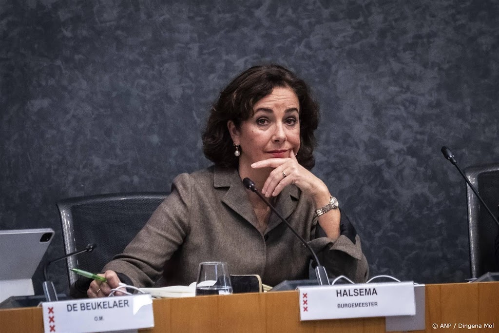 DENK Amsterdam vindt dat Halsema steken heeft laten vallen