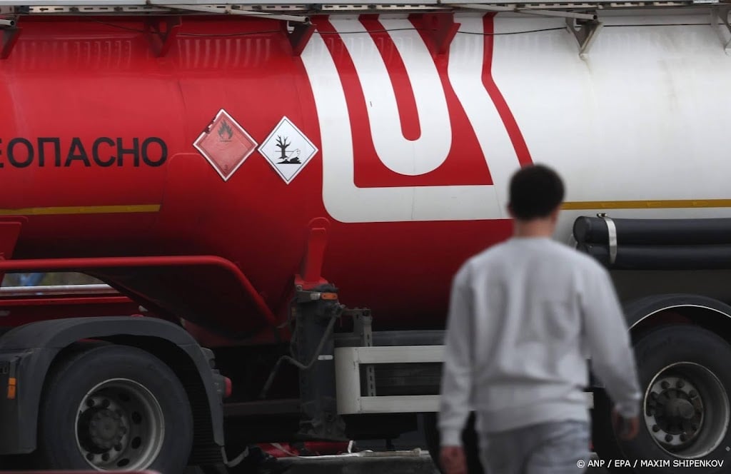 Overheden zoeken oplossing voor activiteiten Russisch Lukoil