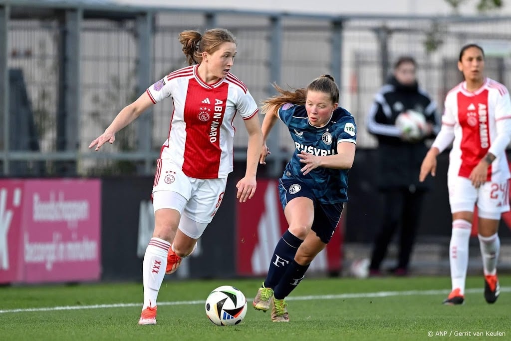 Ajax-vrouwen verliezen thuis met 3-1 van Hammarby in Europa Cup
