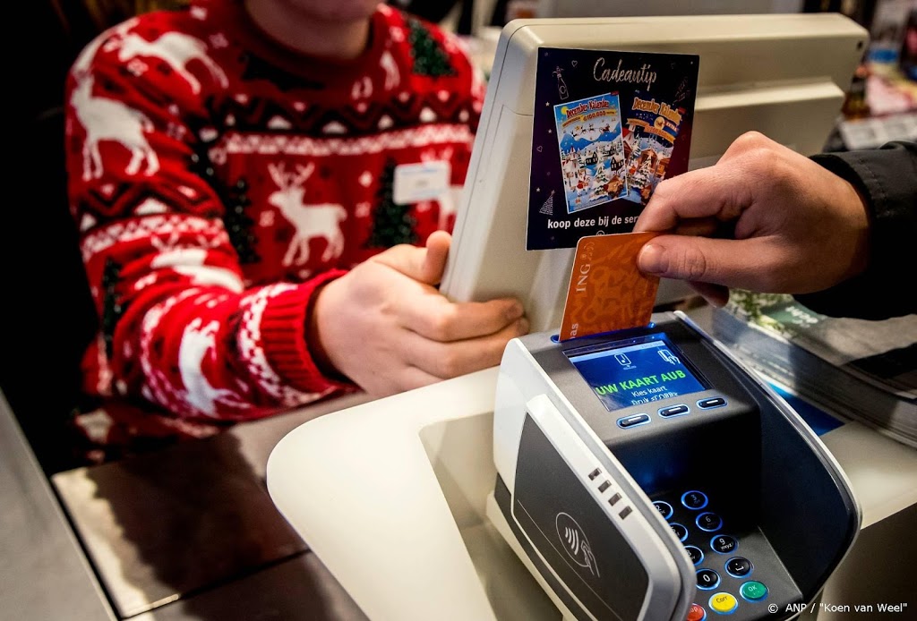 CNV dreigt met acties bij supermarkten om cao