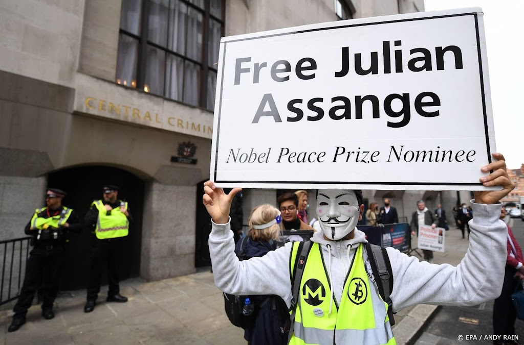 Assange had volgens verloofde kleine beroerte in oktober