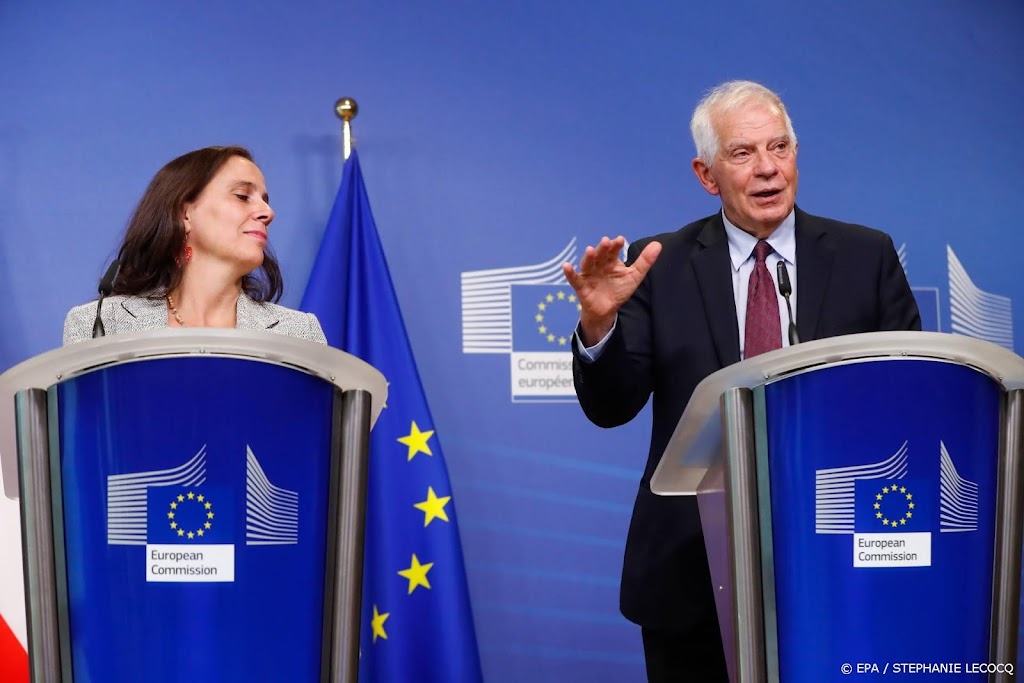 Corruptieschandaal Europees Parlement baart buitenlandchef zorgen
