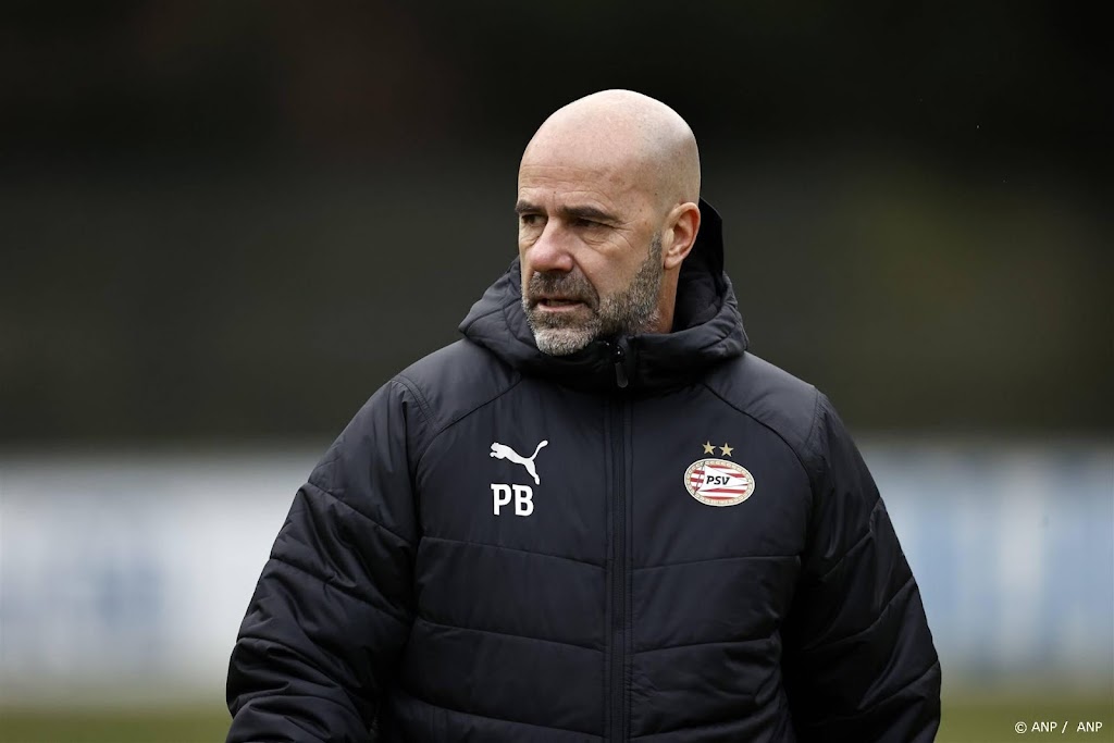 PSV-trainer Bosz trots op ploeg die 'stappen maakt'