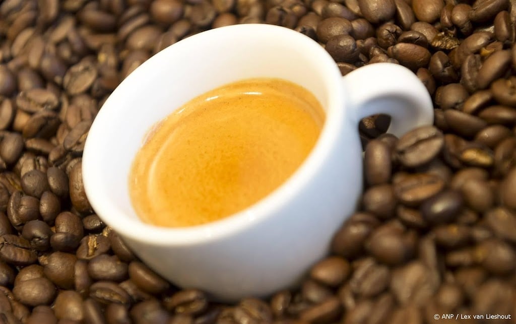 Vraag naar koffie onder druk terwijl prijs stijgt