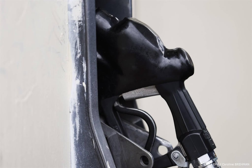 Energiebureau IEA ziet ruim aanbod op oliemarkt in 2025