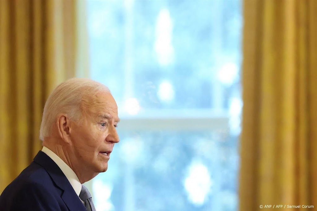 Biden verleent gratie en verlicht straf van bijna 1500 gevangenen