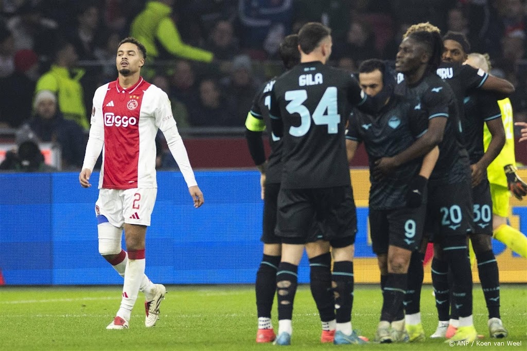 Ajax verliest van Lazio in Europa League