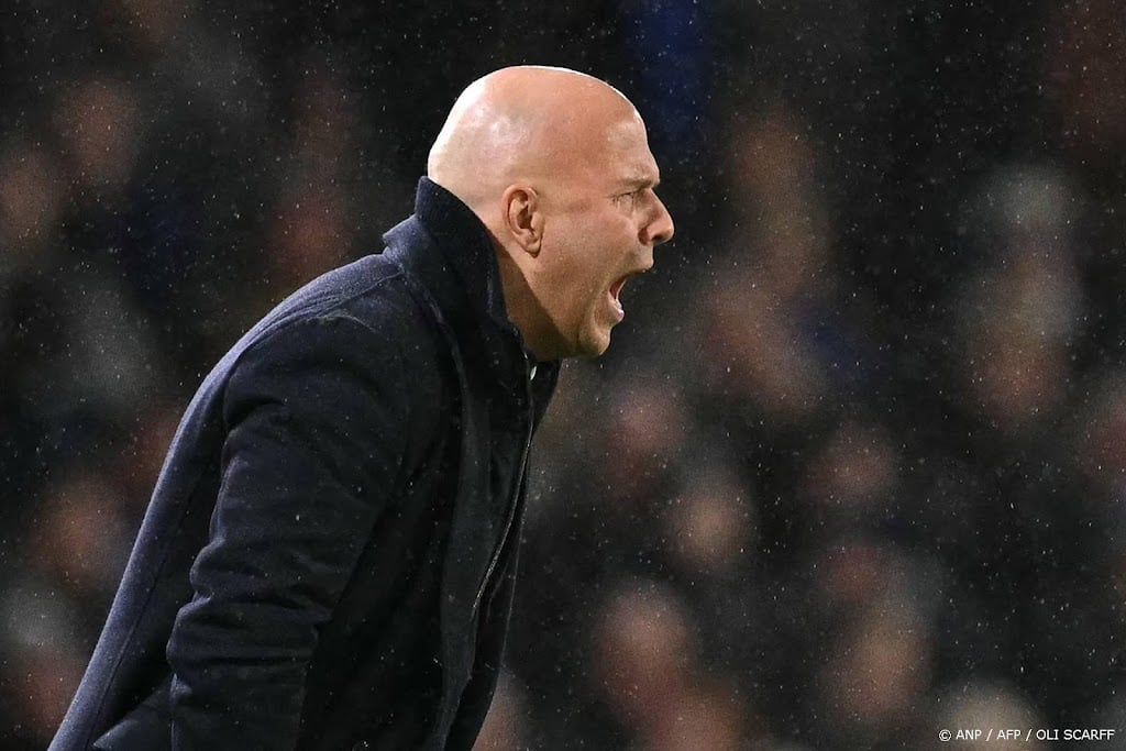 Coach Slot beslist na gesprek of Salah terugkeert bij Liverpool 