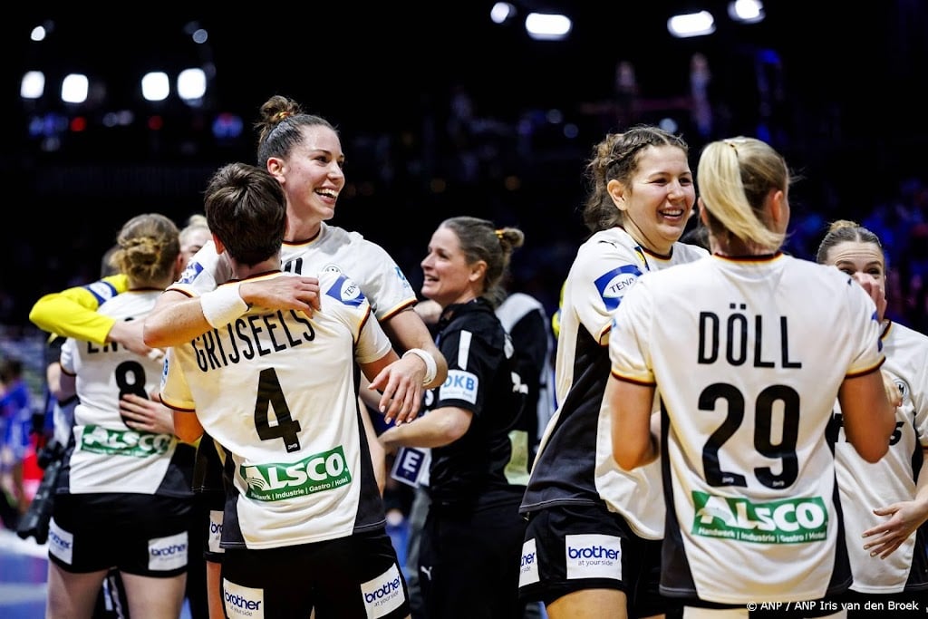 Handbalsters Duitsland verslaan Frankrijk en staan in finale WK 