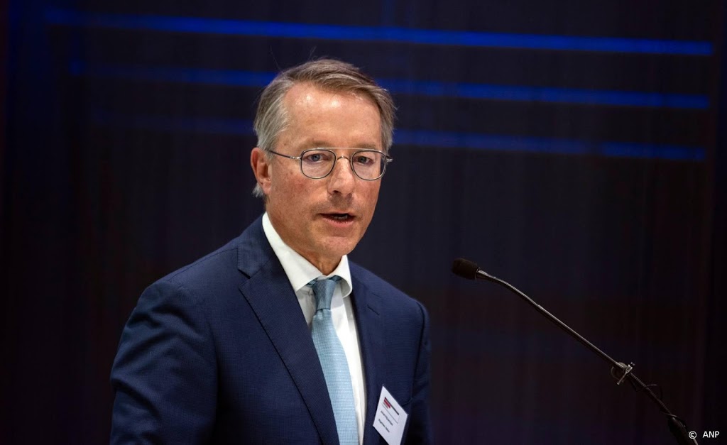 Algemeen deken advocatenorde treedt per direct terug