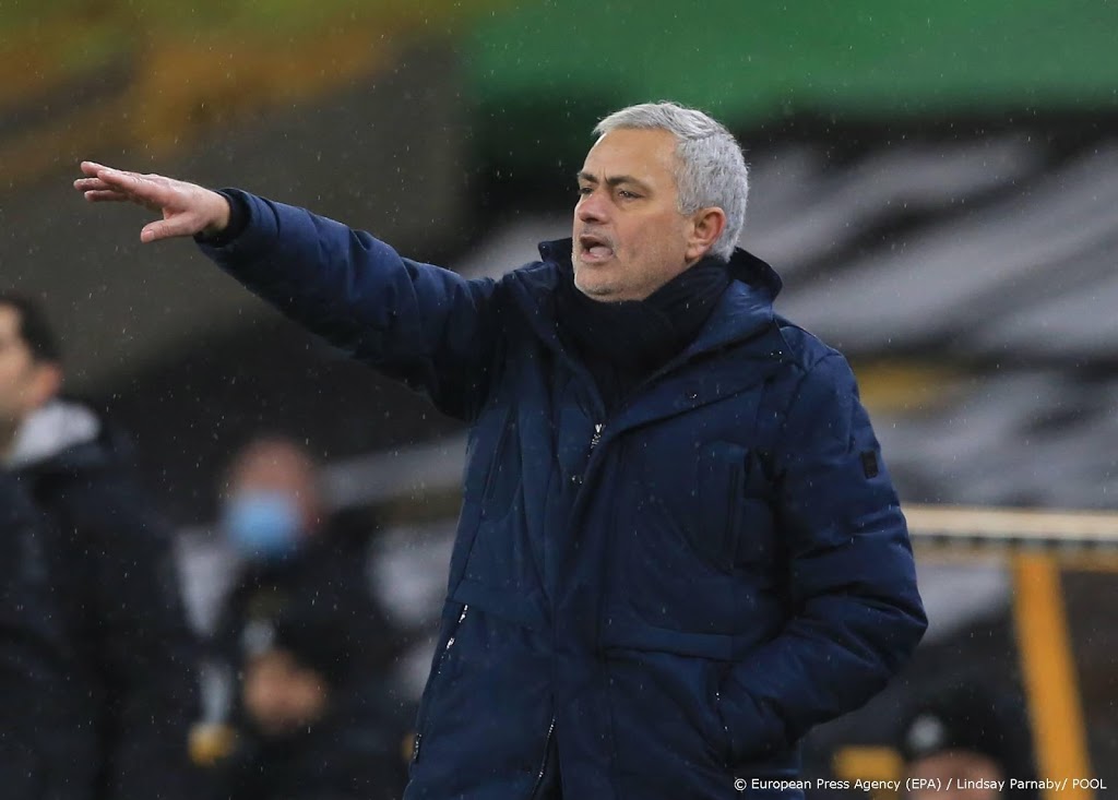 Mourinho: niet zeuren, gewoon voetballen