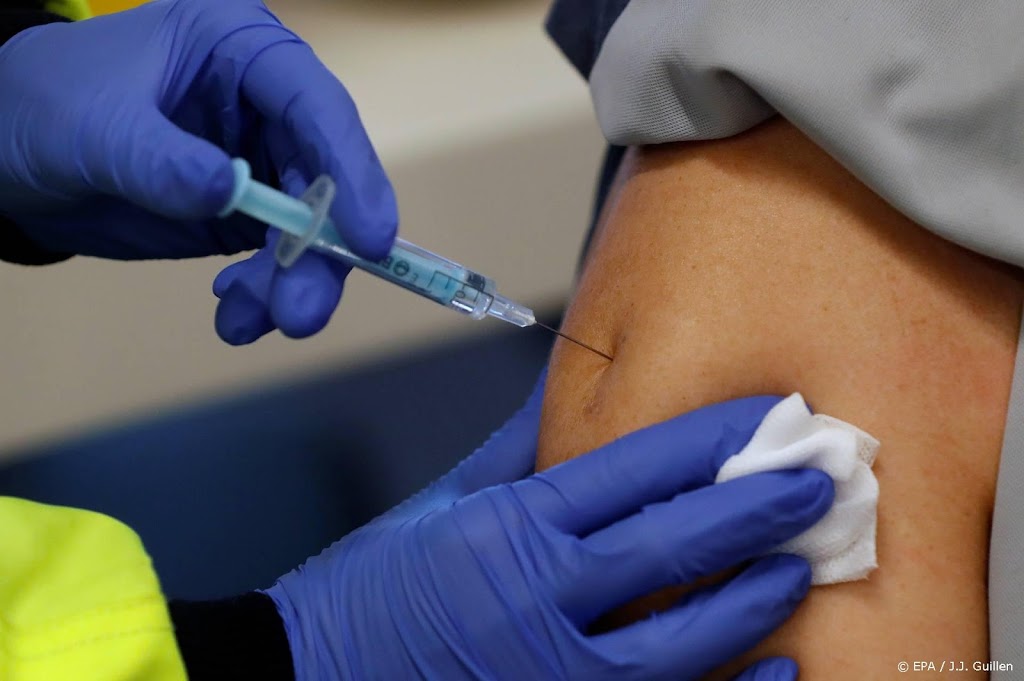 Ook Spanje gaat vierde coronavaccinatie aanbieden