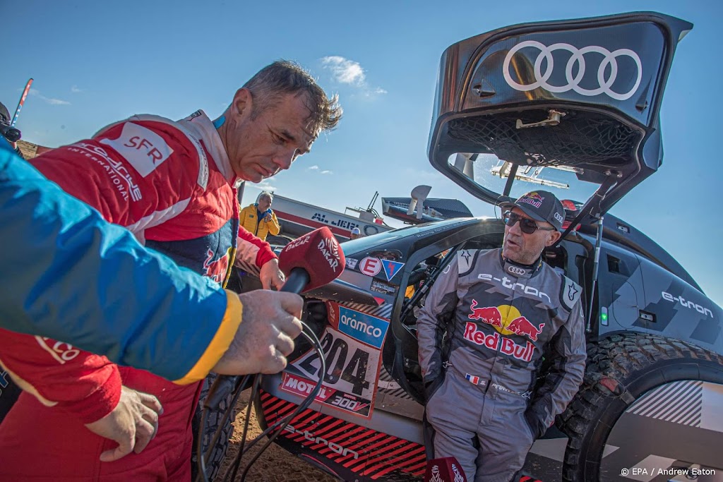Vijfde dagzege op rij autocoureur Loeb in Dakar Rally