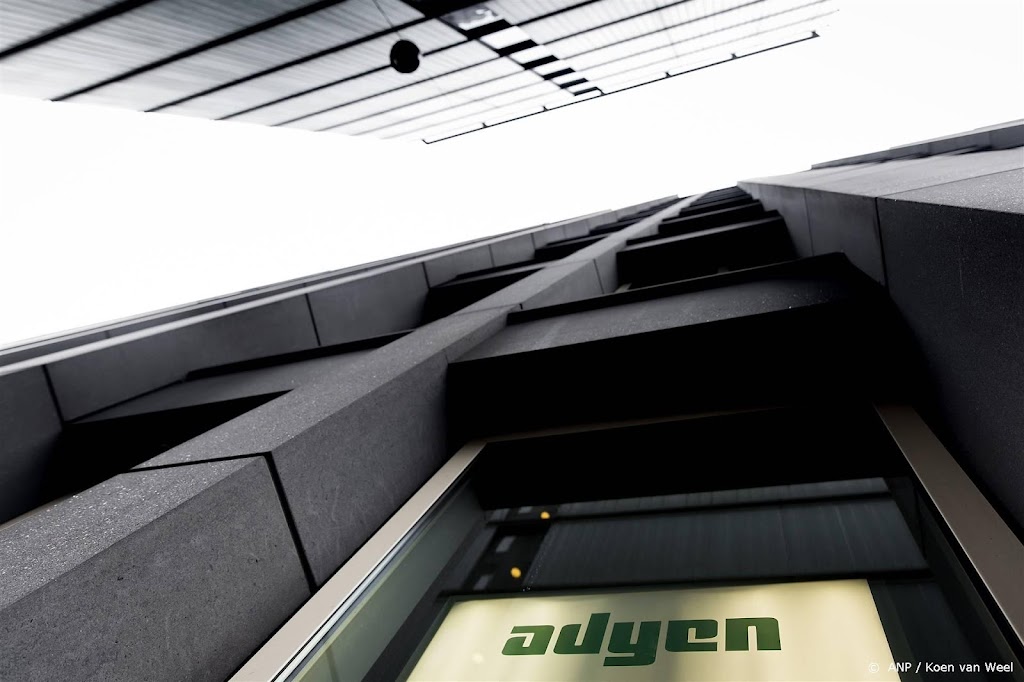 Beurs Amsterdam sluit week hoger af, Adyen en chipfondsen winnen