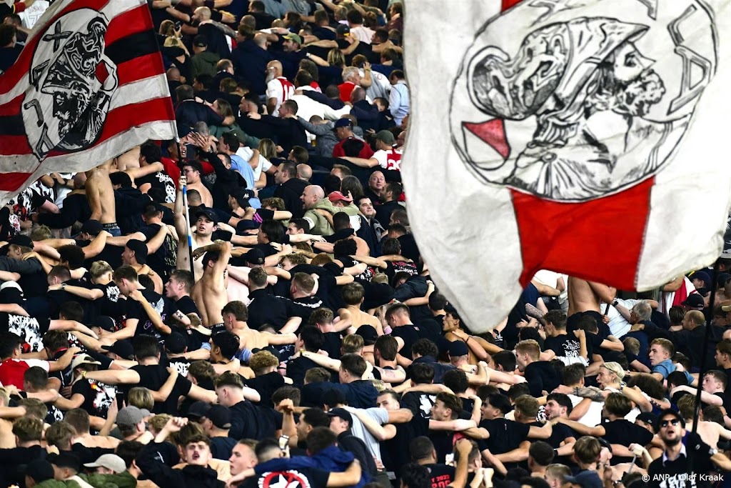 Alkmaar wil groepen fans uit elkaar houden bij Ajax-demonstratie 