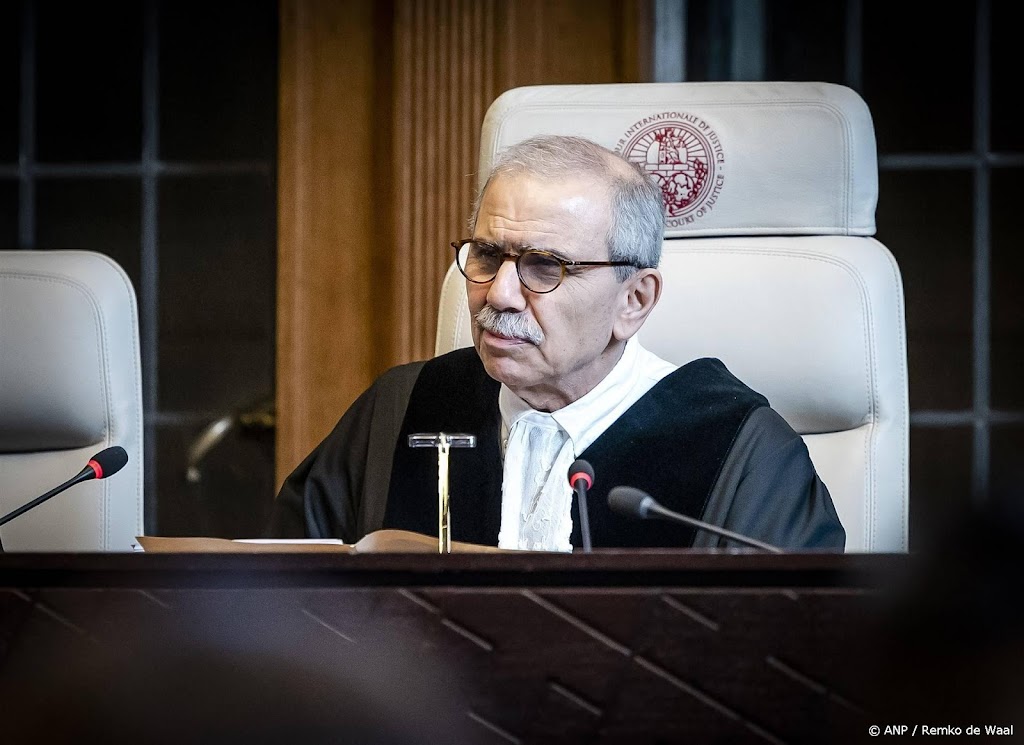 ICJ-voorzitter wordt Libanees premier, tot woede van Hezbollah