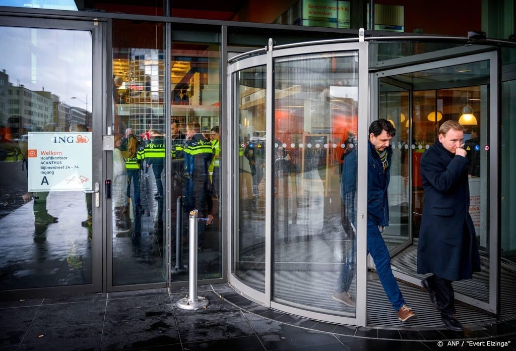Na korte pauze toch weer bombrieven verstuurd