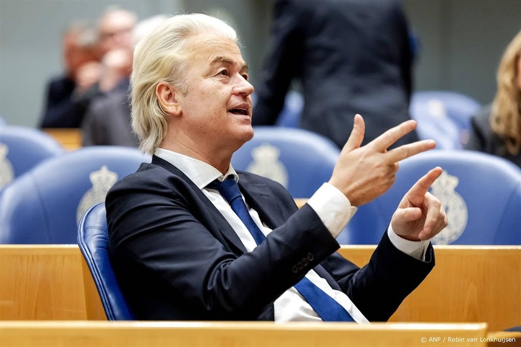 PVV onder vuur: geen ideeën en extra geld voor ggz en ouderenzorg