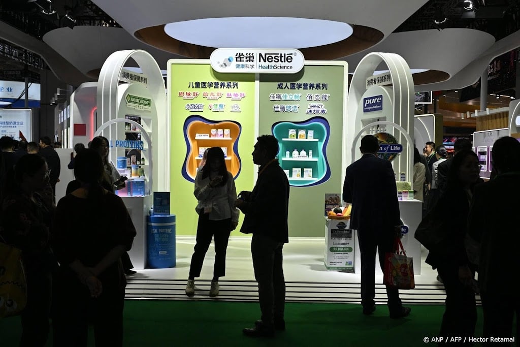 Nestlé voert productie op om tekort babyvoeding te voorkomen