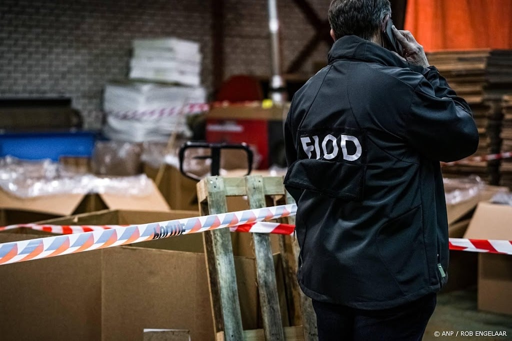 Ruim 13 miljoen illegale sigaretten gevonden bij drie onderzoeken