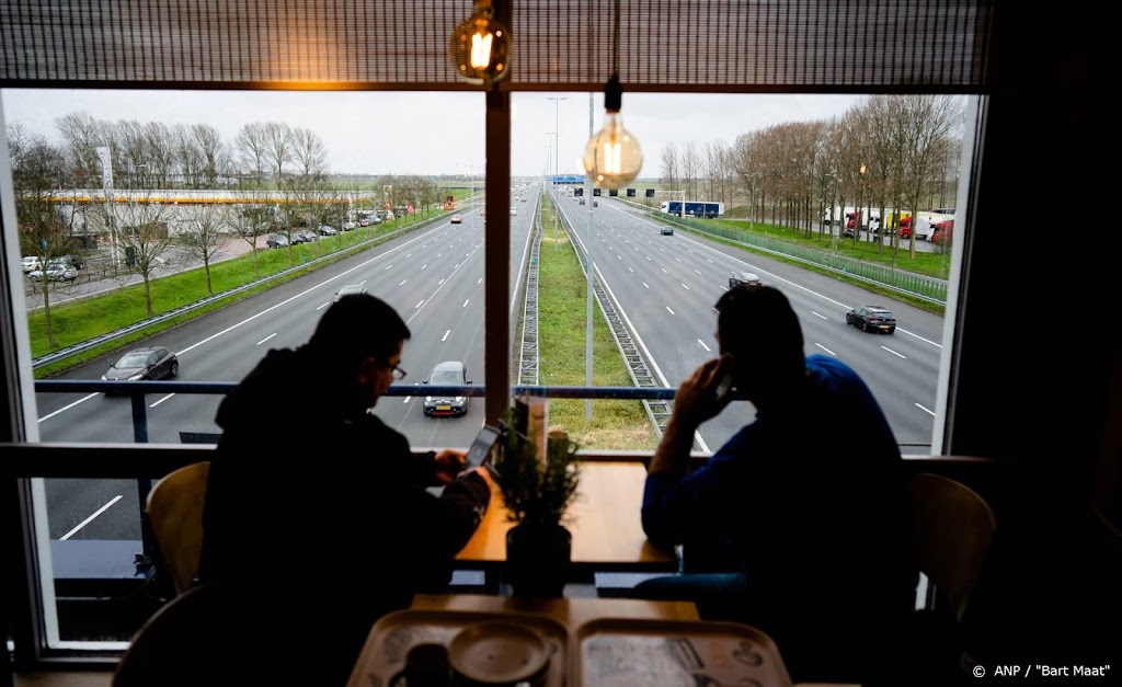 Vervangen borden naar 100 km/u verloopt volgens planning