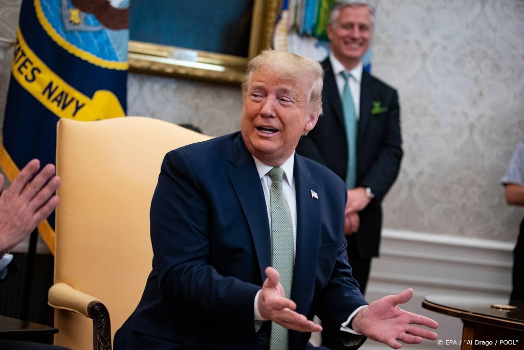 Trump belooft snel coronatests op hele grote schaal