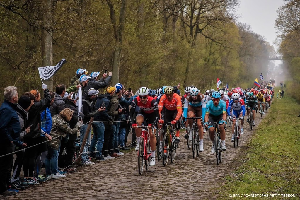 Franse wielrennen tot Parijs-Roubaix stil