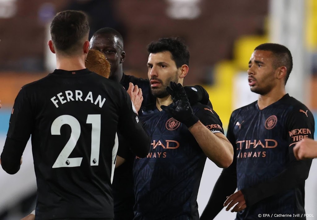 Manchester City neemt in tweede helft afstand van Fulham