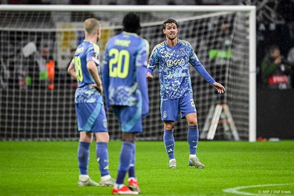 Ajax kan zich na uitschakeling op titelrace in Eredivisie richten