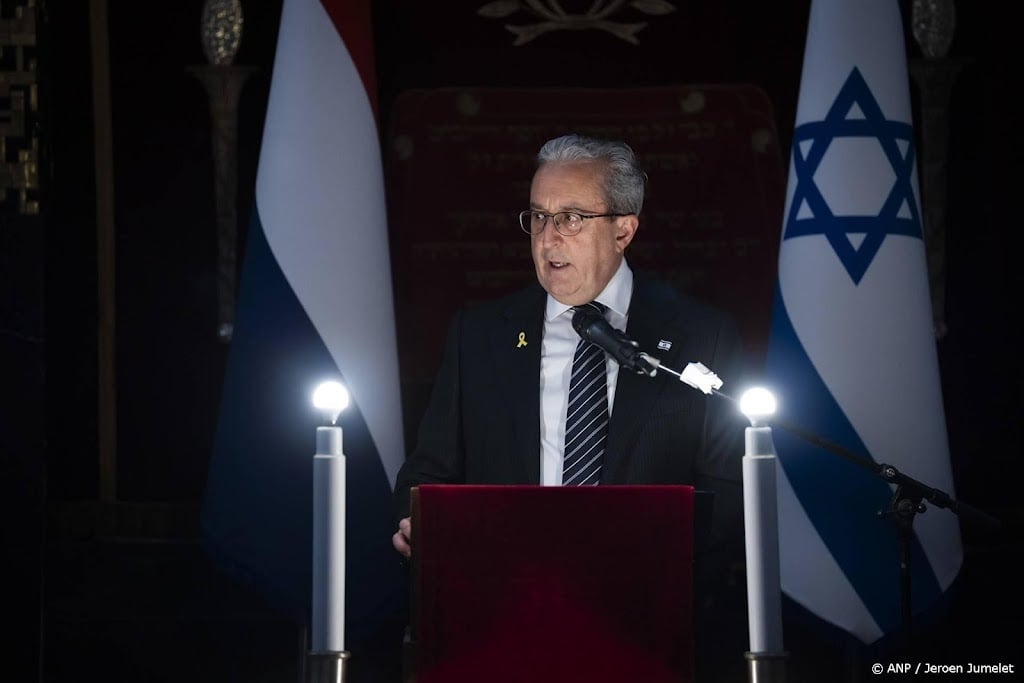 Ambassadeur Israël: brandstichting synagoge zeer verontrustend