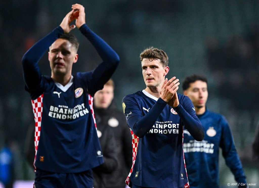 PSV in thuiswedstrijd tegen NEC nog zonder Til