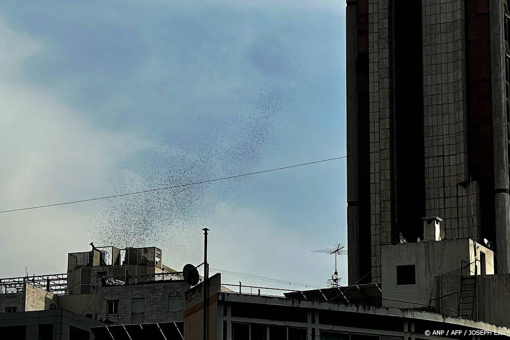 Israël dropt pamfletten boven Beiroet, inwoners in paniek