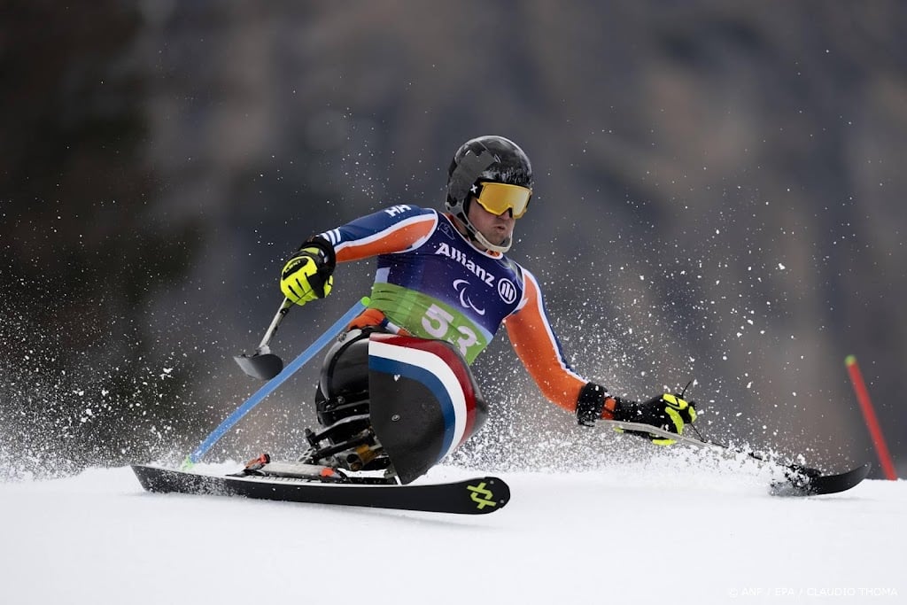 Zitskiër De Langen wint zilveren medaille op de reuzenslalom