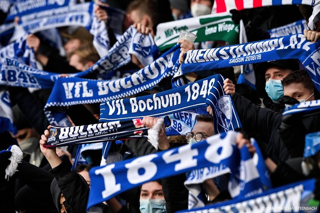 Bochum krijgt hoge boete voor gestaakt duel na incident met beker