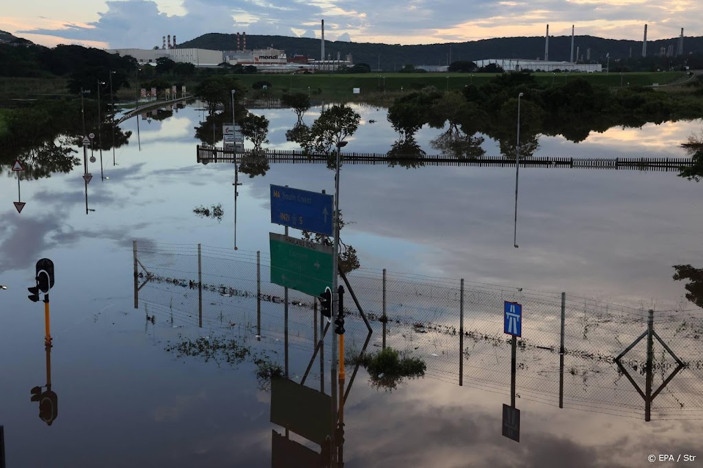 Dodental door overstromingen in Zuid-Afrika stijgt tot ruim 300